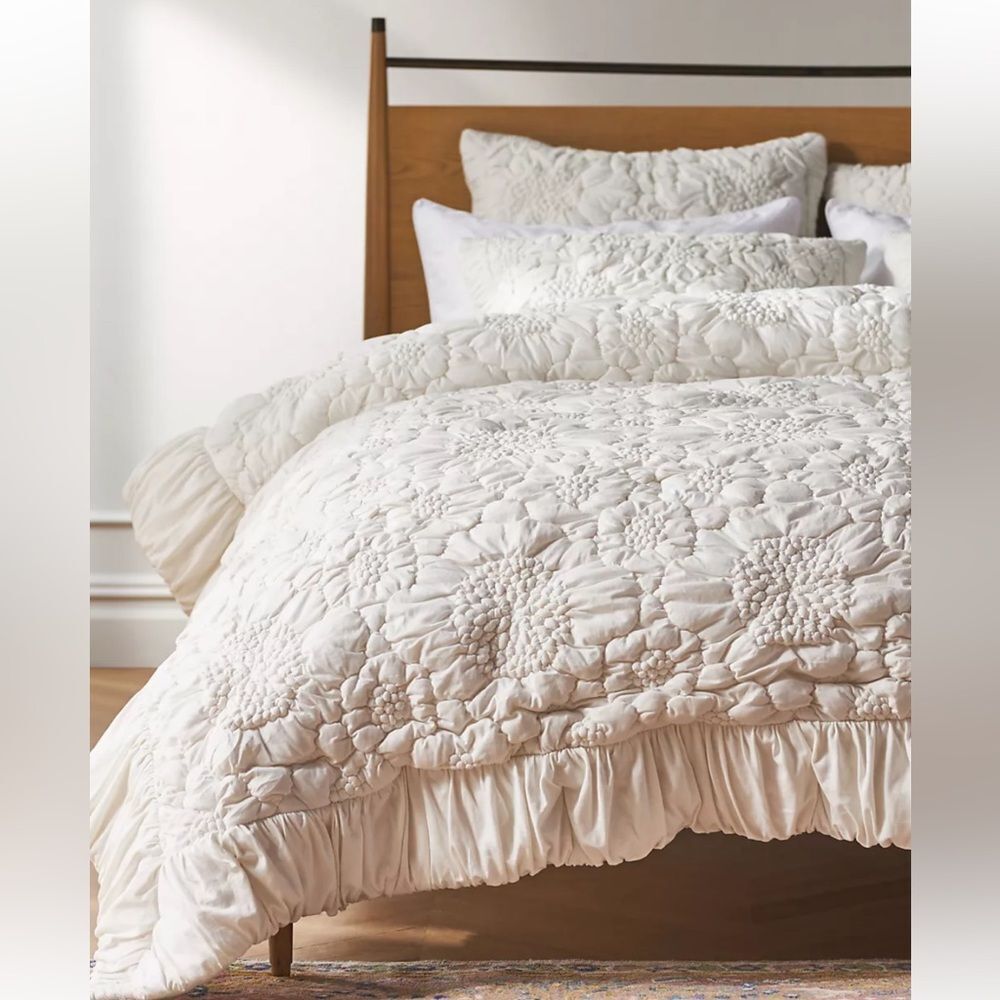 Anthropologie Dahlia Cotton Jersey Floral Quilt